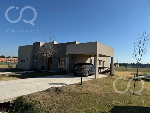 Casa en Venta en Fincas de San Vicente, USD 195.000