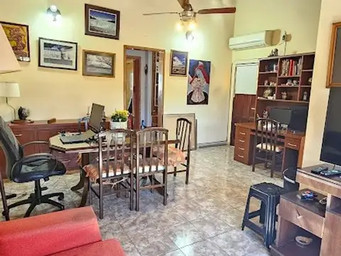 Depto Tipo Casa en Venta de 2 ambientes