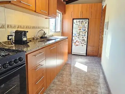 Depto Tipo Casa en Venta en Castelar Sur, USD 68.000