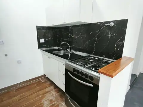 Depto Tipo Casa 3 ambientes con 1 baño