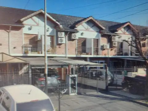 Triplex 4 ambientes venta Ramos Mejia