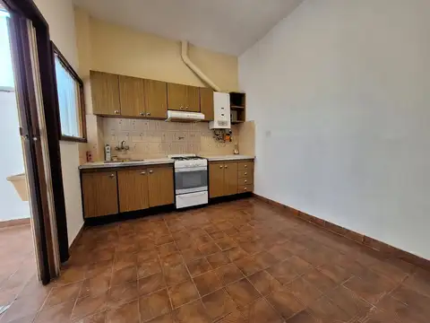 Depto Tipo Casa 3 ambientes con 1 baño