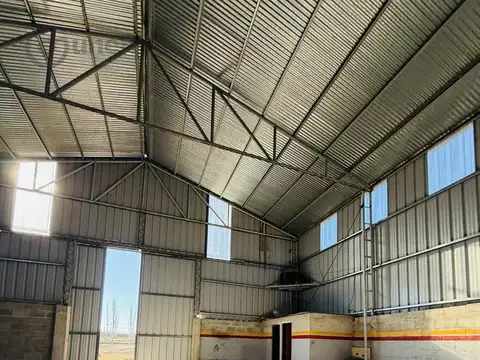 GALPÓN EN ALQUILER- SOBRE RUTA 22 a km del acceso a Fernandez Oro