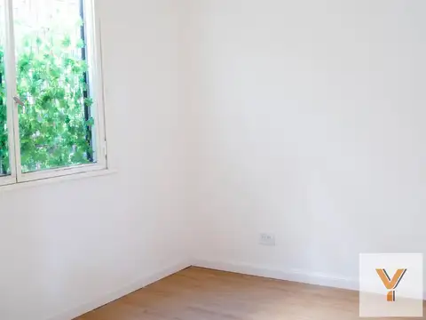 Depto Tipo Casa en Venta 60 años