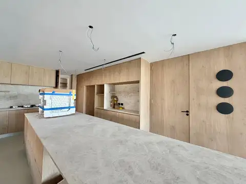 Casa  en Venta en El Golf, Nordelta