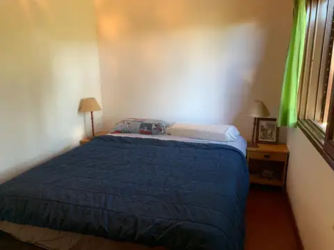 VENTA CASA SOBRE DOS LOTES EN  COUNTRY LAS LAJAS
