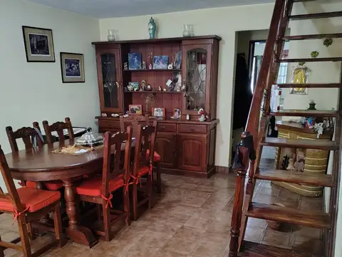Depto Tipo Casa en Venta de 4 ambientes