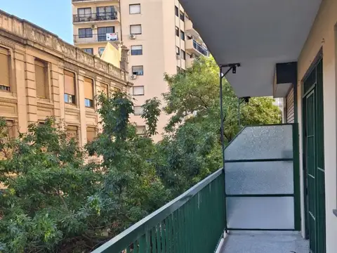 lindisimo 3 ambientes con balcon al frente