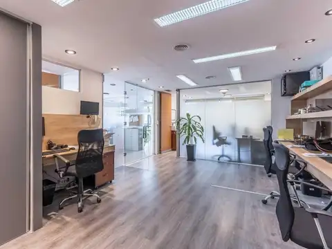 Oficina en Venta con 2 cocheras