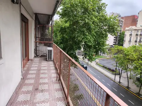 Excte piso.4 amb.bcón corrid 3 bños Confort- Recoleta