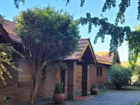 Casa 4 ambientes con 3 baños