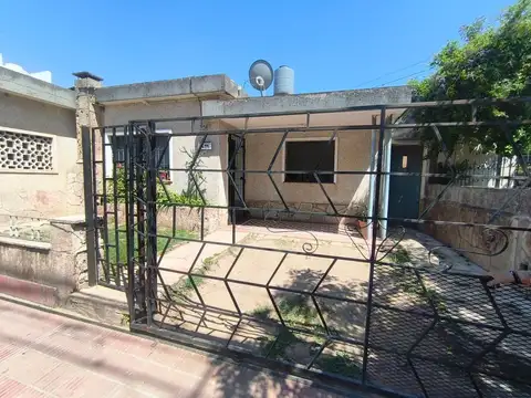 CASA EN VENTA- Bª VILLA LIBERTADOR APTO  CREDITO