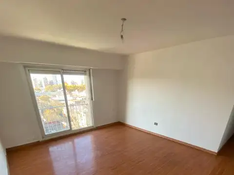 Tres Arroyos 800, Piso 8