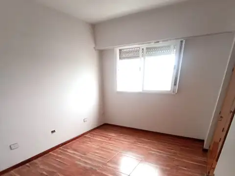 Tres Arroyos 800, Piso 8