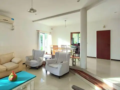 Casa Quinta en Venta, 4 Ambientes, en Exaltación de la Cruz, GBA Norte