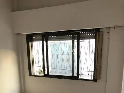 Depto Tipo Casa en Venta 40 años