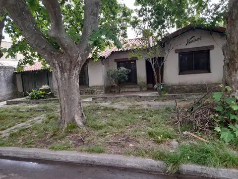 FRIAS 1345, e/Estrada y Ferrar