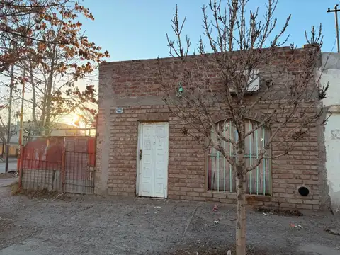 COMPLEJO COMERCIAL CON DEPARTAMENTOS, CIPOLLETTI