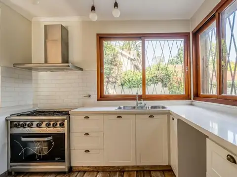 Casa en Venta en Ciudad Jardin del Palomar, USD 414.000