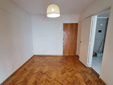 Excelente Departamento de Dos Ambientes con Balcón Lateral en Exclusiva Zona de Palermo Chico