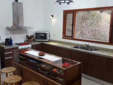 La Aguada 100, Piso 100