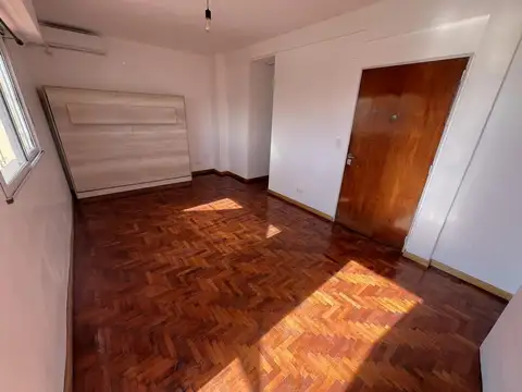 Departamento en Venta en Flores, USD 60.000