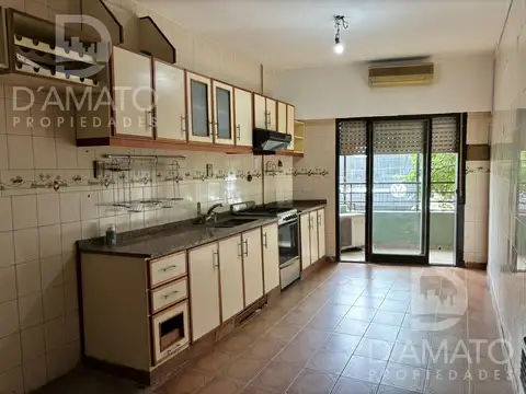 Departamento en Alquiler de 4 ambientes