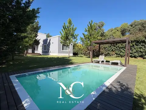 Casa en venta en Costa Esmeralda, Barrio Golf
