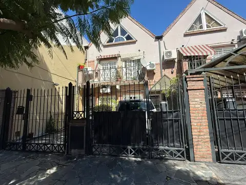 Aristóbulo del Valle 500