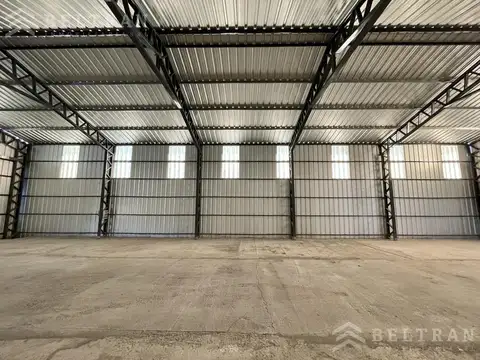 Soldini. Galpón. Ubicación estratégica. Contiguo a Pérez. 11kms de Rosario