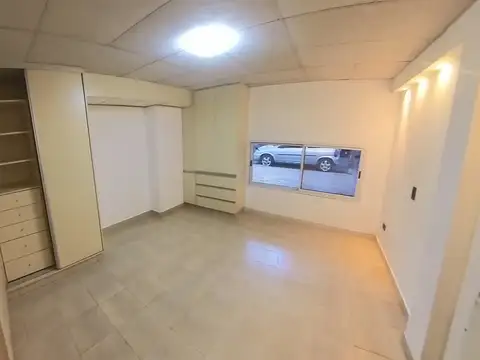 Capdevila 3100, Piso PB