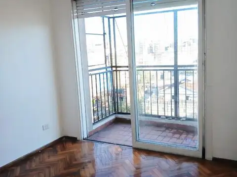 Departamento en Alquiler en Once, $ 900.000