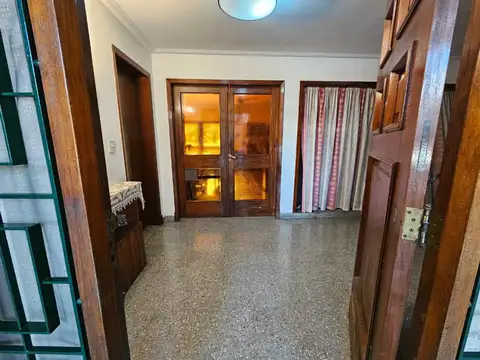 CASA VENTA COGLHAN LOTE DOBLE FRENTE 17,32 X 51,26