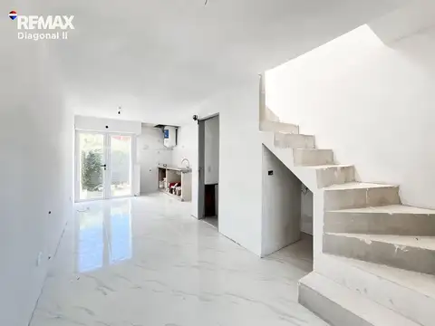 DUPLEX EN VENTA EN VILLA ELISA