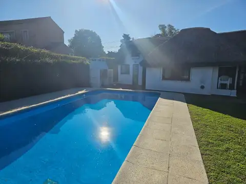 Casa en Venta en Pilar, USD 188.000