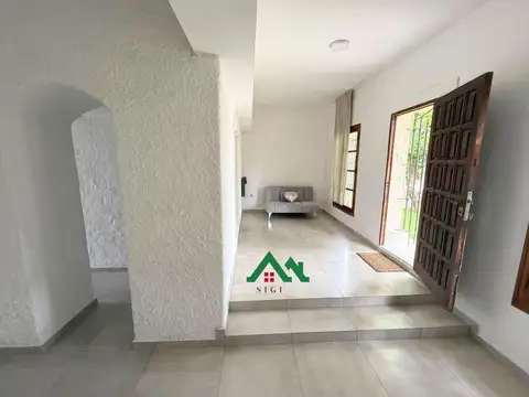 Casa en venta  de 3 dormitorios con patio amplio en Jardín Espinosa