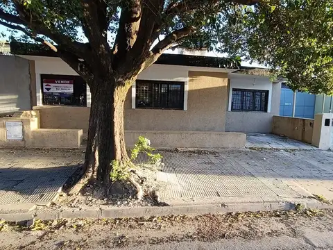 VENTA CASA DOS DORMITORIOS B° MATIENZO CREDITO IAF