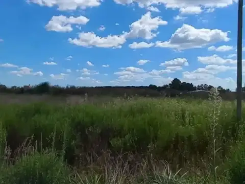 Terreno en Venta 30  mts Fondo