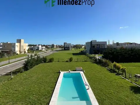 Casa en Venta en Club de campo Cruz del Sur, USD 180.000