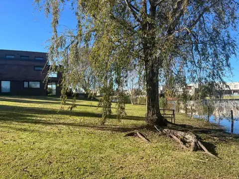 Terreno en Venta de 1014,0 m2