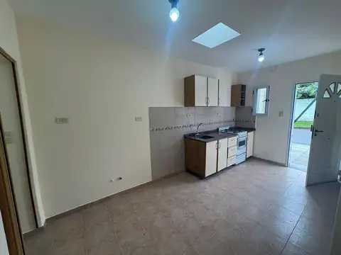 Casa en Alquiler de 1 dormitorio