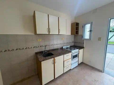 Casa en Alquiler en Ciudad Madero, $ 500.000