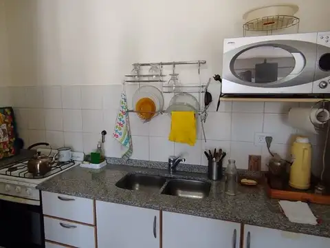 Departamento 2 ambientes con 1 baño