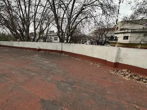 Local en Venta Via Pública