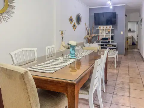 Depto Tipo Casa en Venta 60 años