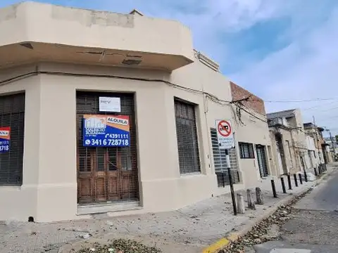 Local Comercial  Sobre Av Alberdi