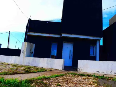 Depto Tipo Casa en Venta de 2 ambientes