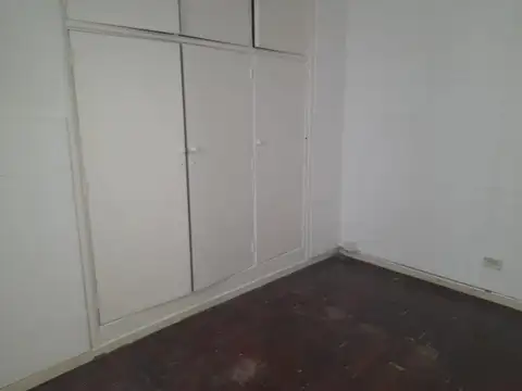 Depto Tipo Casa en Alquiler 60 años