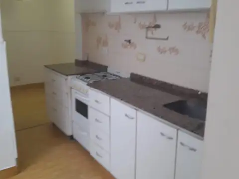 Depto Tipo Casa 2 ambientes con 1 baño