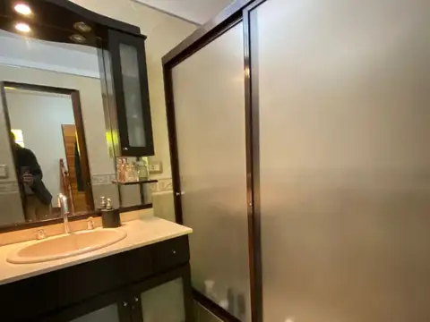 Depto Tipo Casa 5 ambientes con 2 baños